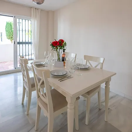 Διαμέρισμα The Scandi-aries Luxury In Nueva Andalucia
