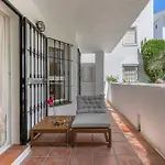 The Scandi-aries Luxury In Nueva Andalucia * 马尔韦利亚