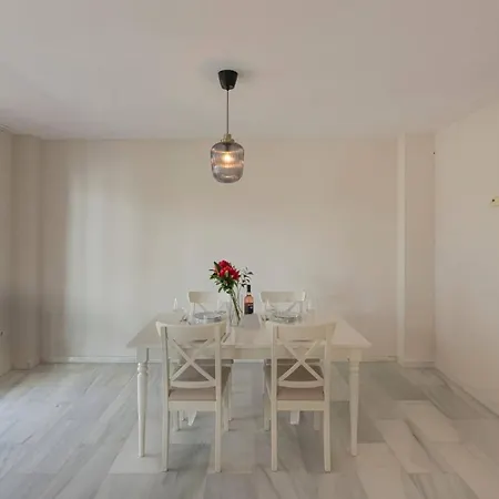 Апартаменти The Scandi-aries Luxury In Nueva Andalucia