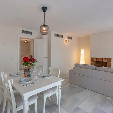 The Scandi-aries Luxury In Nueva Andalucia Апартаменти