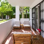 The Scandi-aries Luxury In Nueva Andalucia マルベーリャ