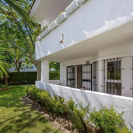 The Scandi-aries Luxury In Nueva Andalucia شقة *