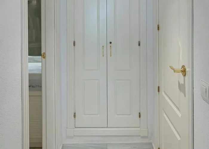 The Scandi-aries Luxury In Nueva Andalucia Μαρμπέλλα